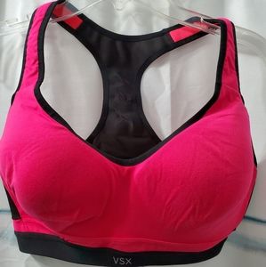 Victoria's Secrets Sports Bra 34DD